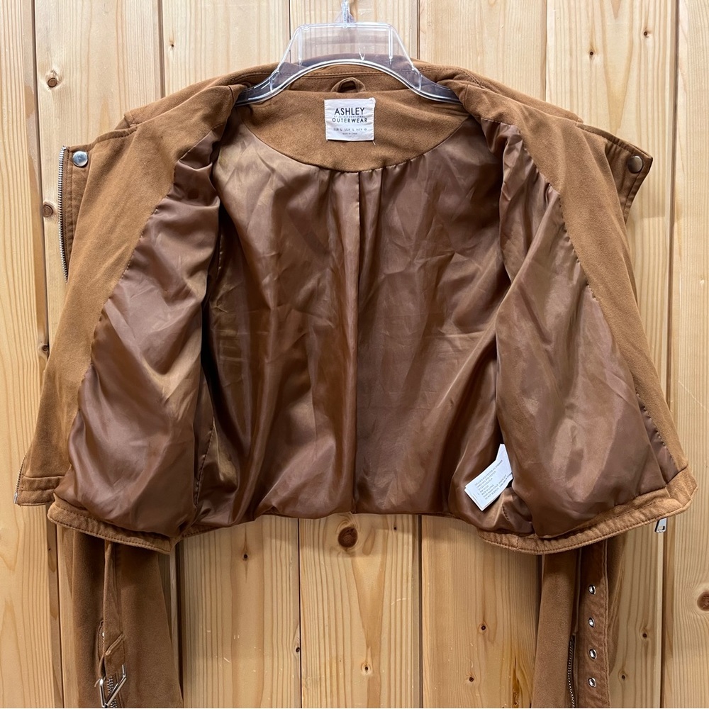 Ashley by 26 International Suede Cropped Moto Jacket, Large - Picture 8 of 10